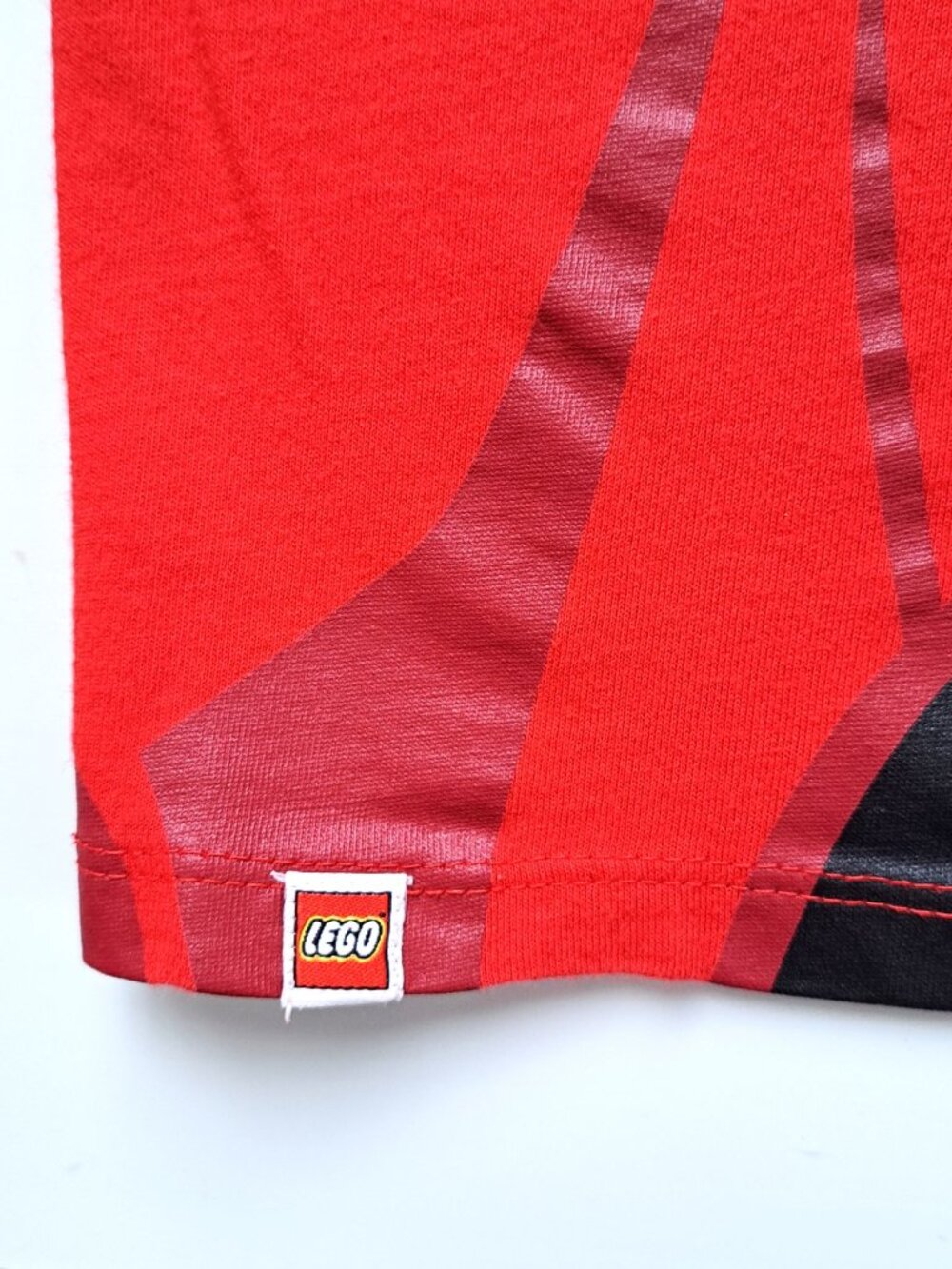 Lego Ninjago Graphic T-shirt Boys size 8-10 Red Short Sleeve - Picture 3 of 3